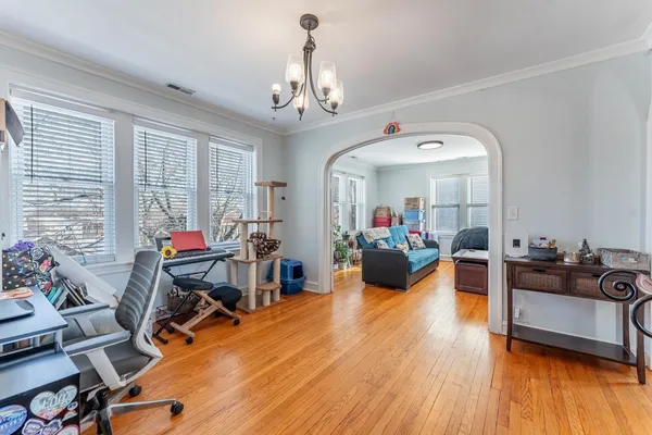 $179,500 | 4704 North Kasson Avenue, Unit 3, Chicago, IL 60630
