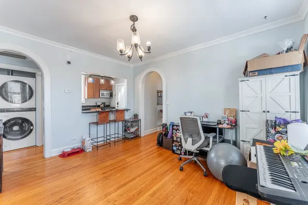 $179,500 | 4704 North Kasson Avenue, Unit 3, Chicago, IL 60630