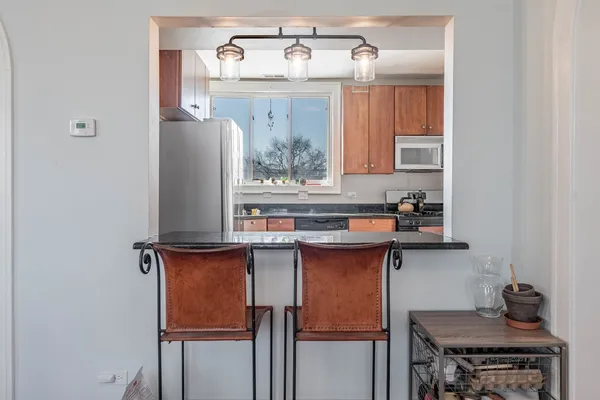 $179,500 | 4704 North Kasson Avenue, Unit 3, Chicago, IL 60630