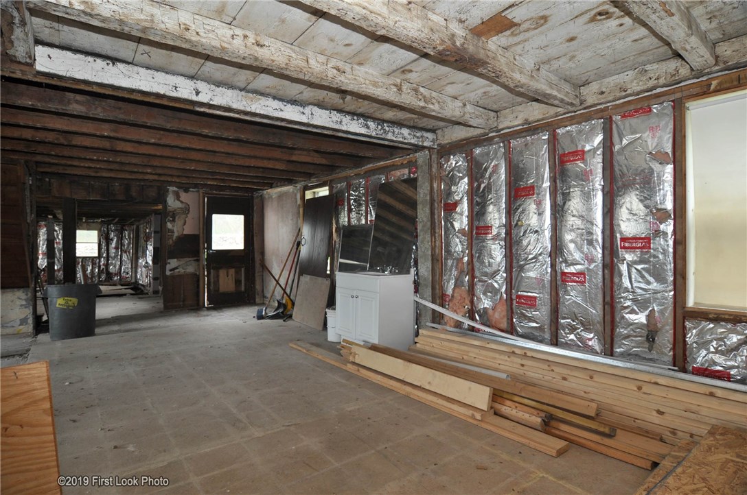 927 Great Road North Smithfield, RI 02896 - Photo 23 of 30