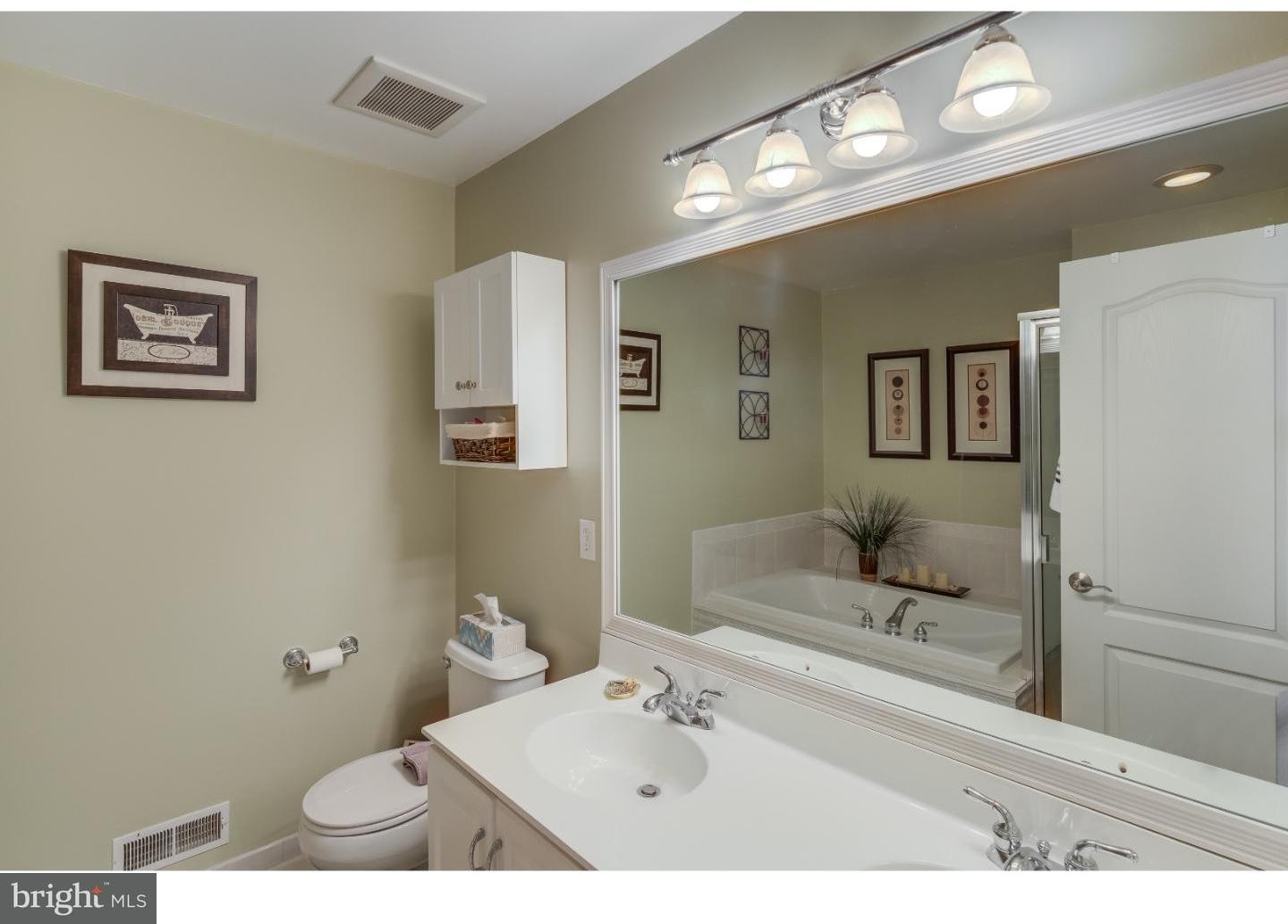 1012 Moore Road Thorofare, NJ 08086 - Photo 18 of 22