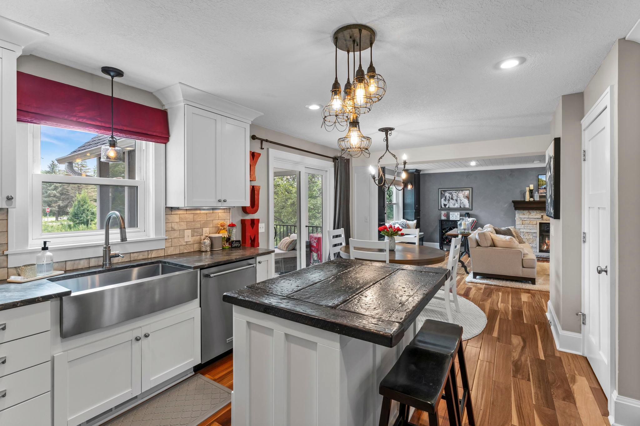 85 Castle Ridge Court Chanhassen, MN 55317 - Photo 17 of 74