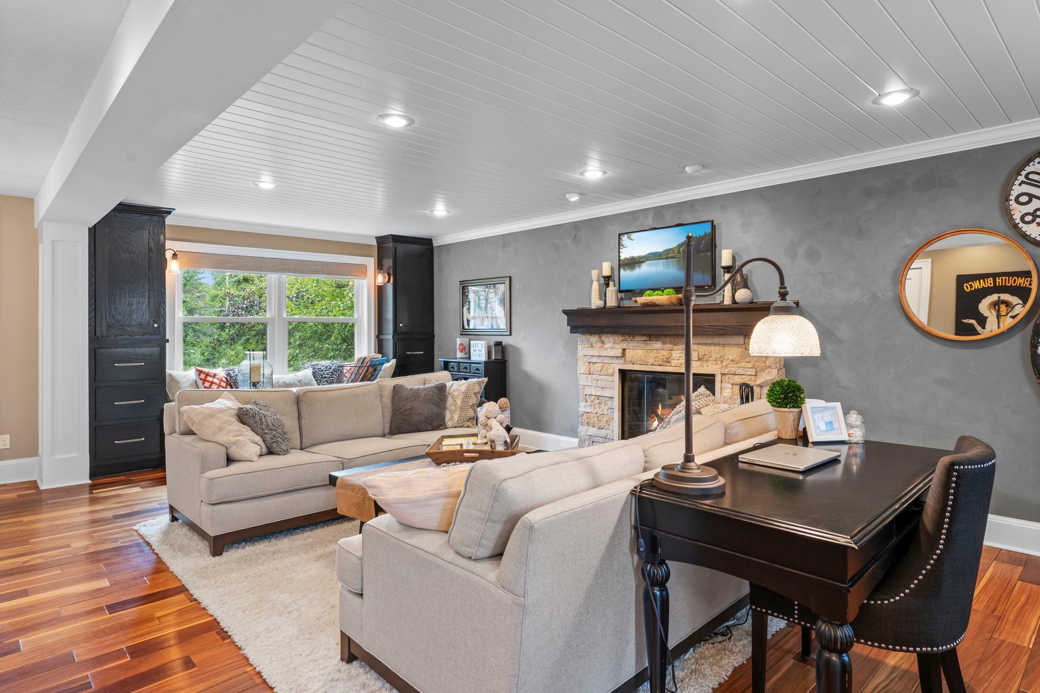 85 Castle Ridge Court Chanhassen, MN 55317 - Photo 9 of 74