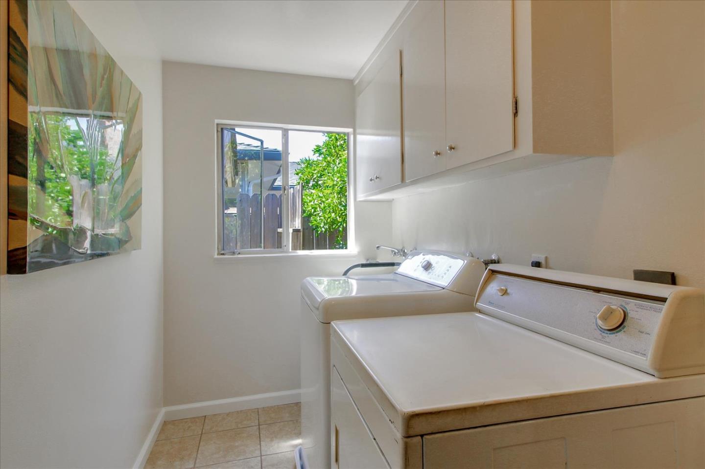 2891 Benjamin Avenue San Jose, CA 95124 - Photo 26 of 31 a utility room with dryer and washer