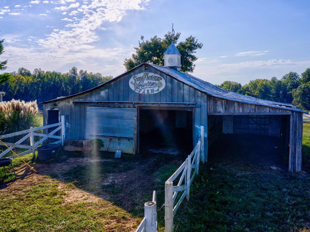 7959 Baskerville Road Baskerville, VA 23915 - Photo 51 of 57 Gallery Image 51