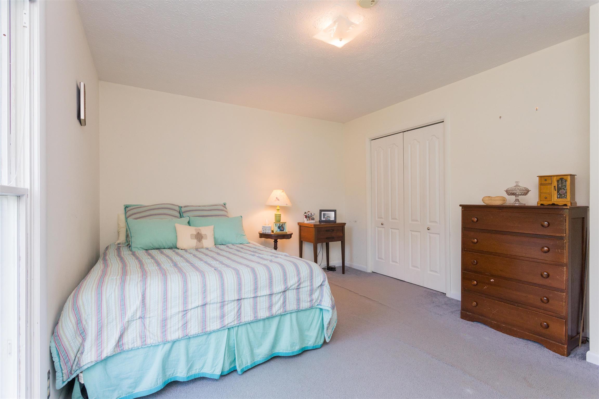 1029 Sandy Valley Road Hendersonville, TN 37075 - Photo 22 of 23 Bedroom #3 with double closets and six foot windows.