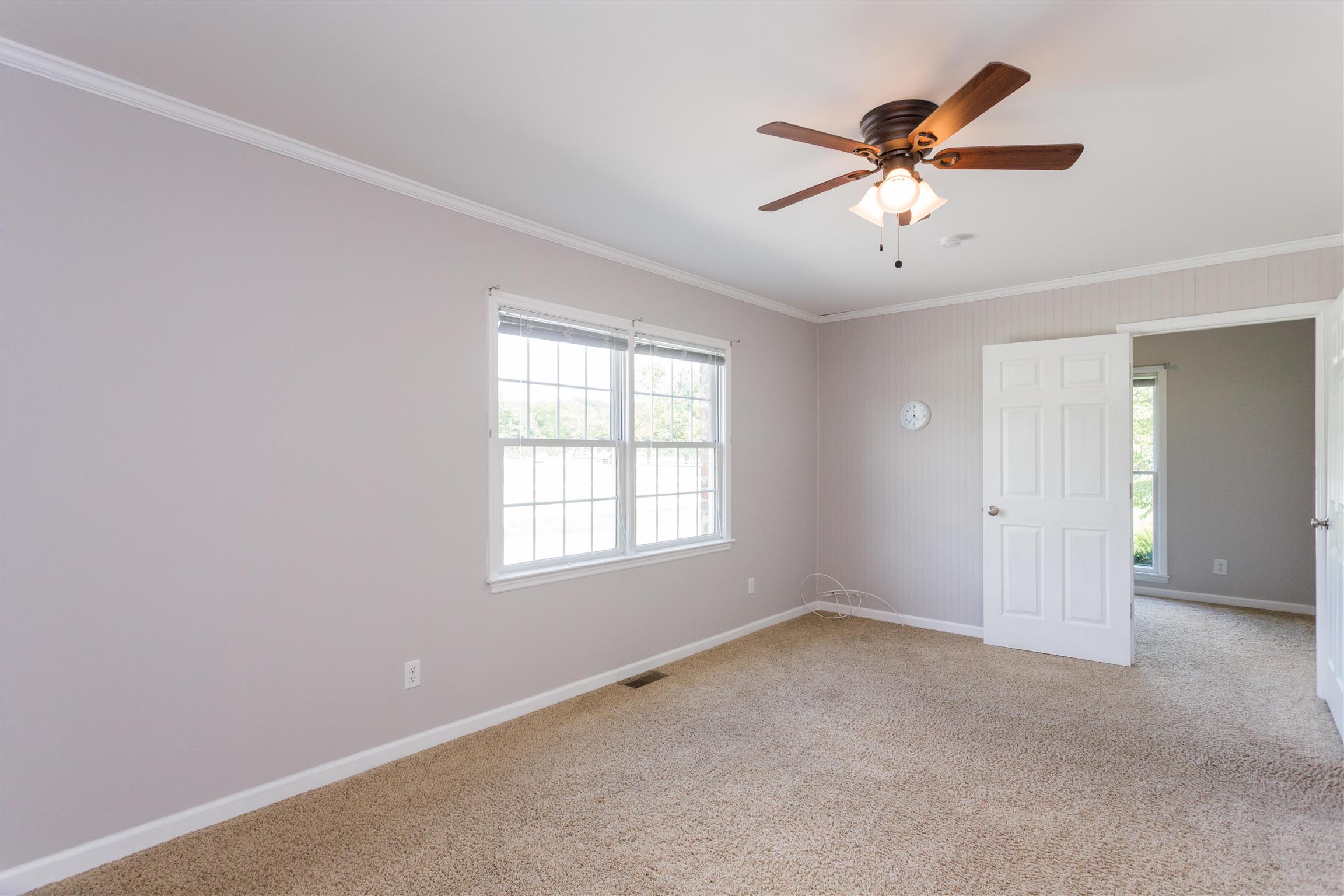 1029 Sandy Valley Road Hendersonville, TN 37075 - Photo 10 of 23 Office space, with 8x9 storage room. This space was being used as in-law quarters.
