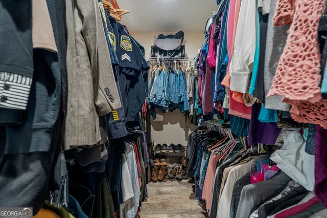 a picture of a bathroom with a picture of a picture