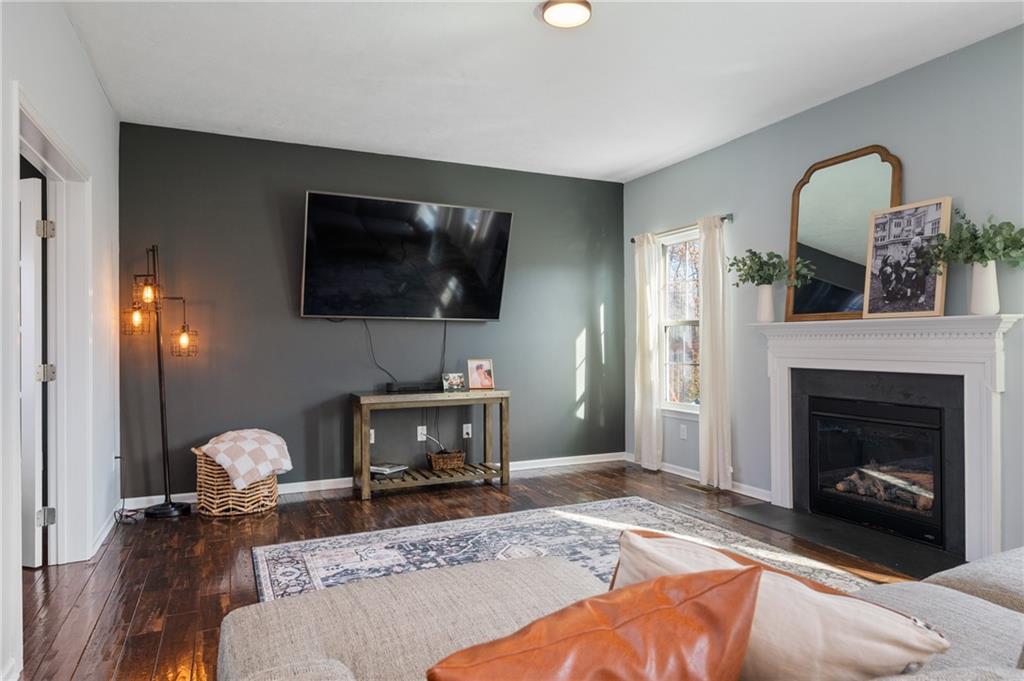 225 Foxwood Road Coraopolis, PA 15108 - Photo 12 of 46 Gallery Image 12