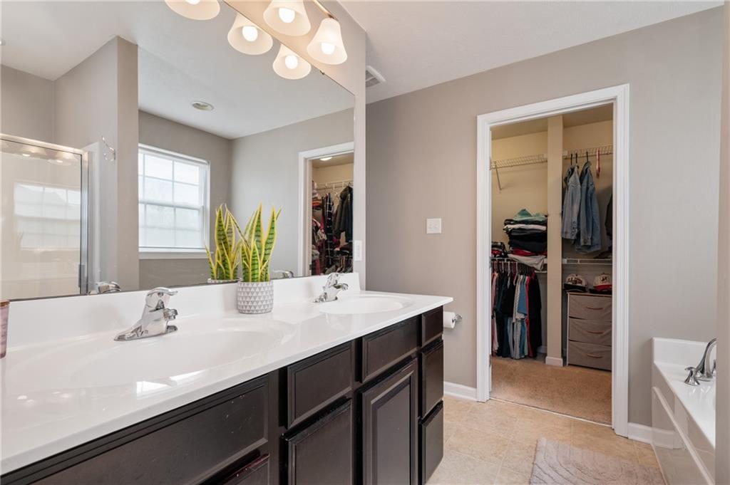 225 Foxwood Road Coraopolis, PA 15108 - Photo 23 of 46 Gallery Image 23