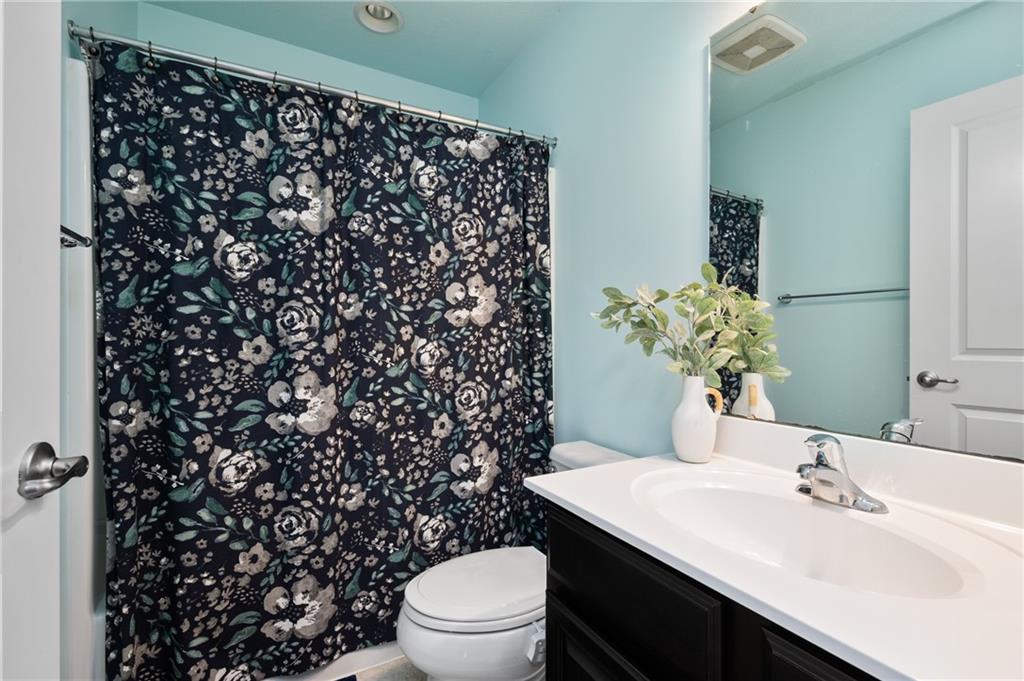 225 Foxwood Road Coraopolis, PA 15108 - Photo 31 of 46 Gallery Image 31