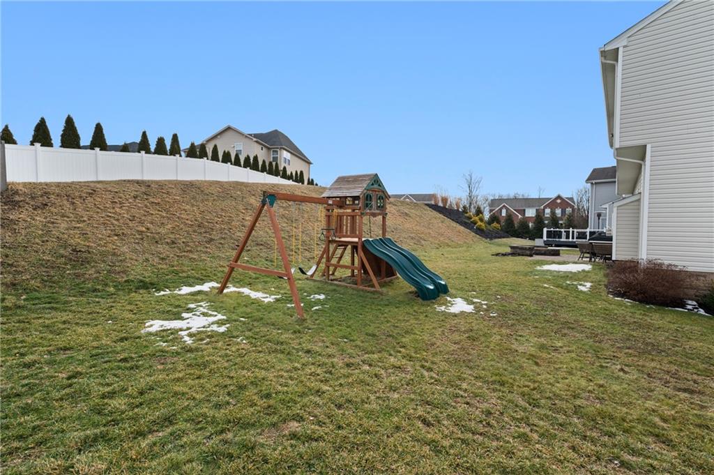 225 Foxwood Road Coraopolis, PA 15108 - Photo 40 of 46 Gallery Image 40