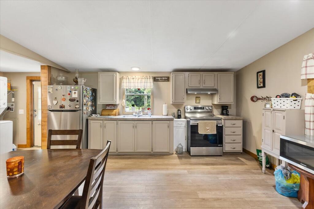 1079 Nicks Creek Road Atkins, VA 24311 - Photo 15 of 68 Gallery Image 15