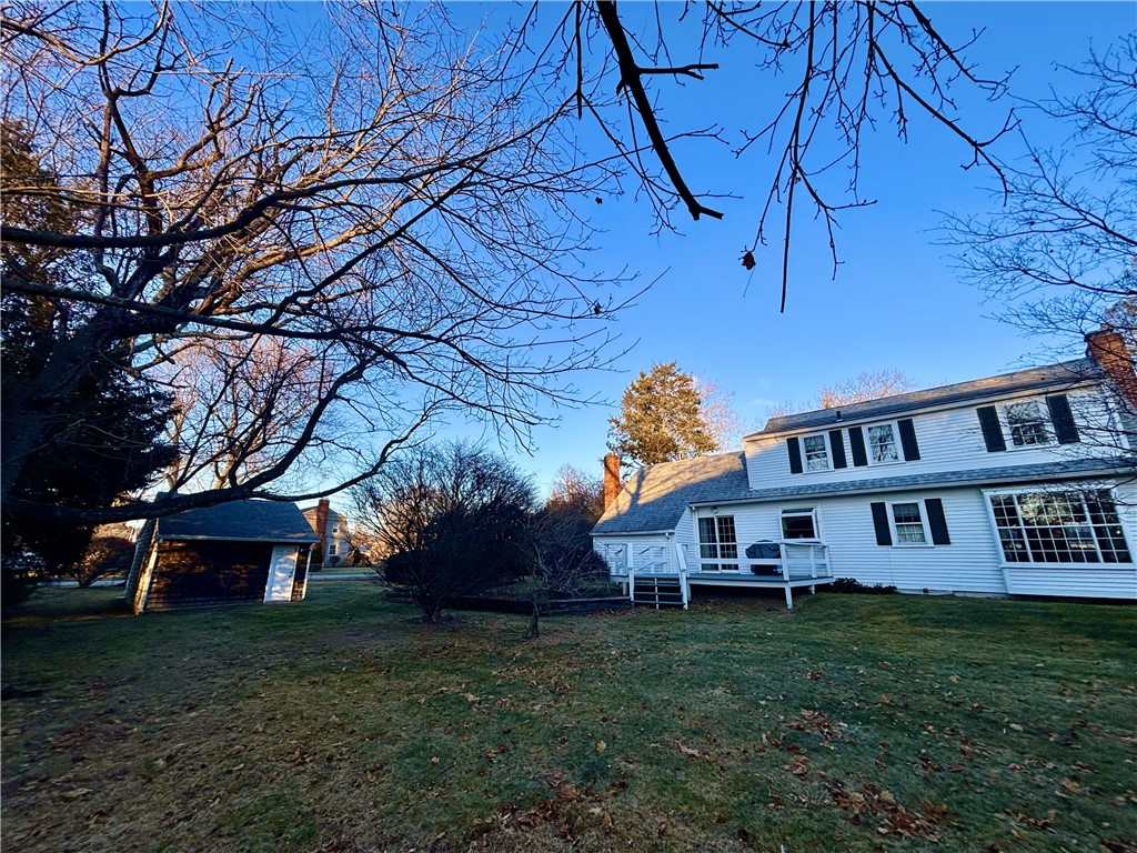 341 Spring Green Road Warwick, RI 02888 - Photo 3 of 31