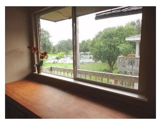 a view of a large window with an outdoor view