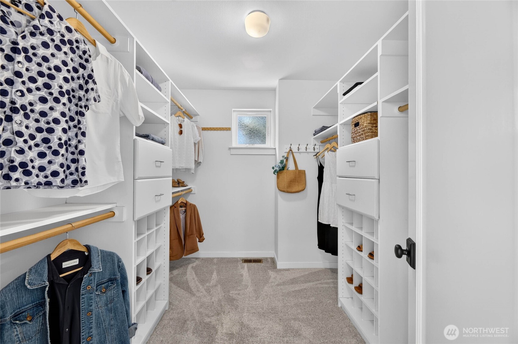 4500 Southwest Hemlock Way Seattle, WA 98136 - Photo 22 of 40 Gallery Image 22