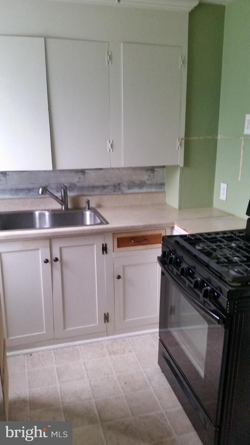 1125 Valley View Road York, PA 17403 - Photo 6 of 13 Gallery Image 6
