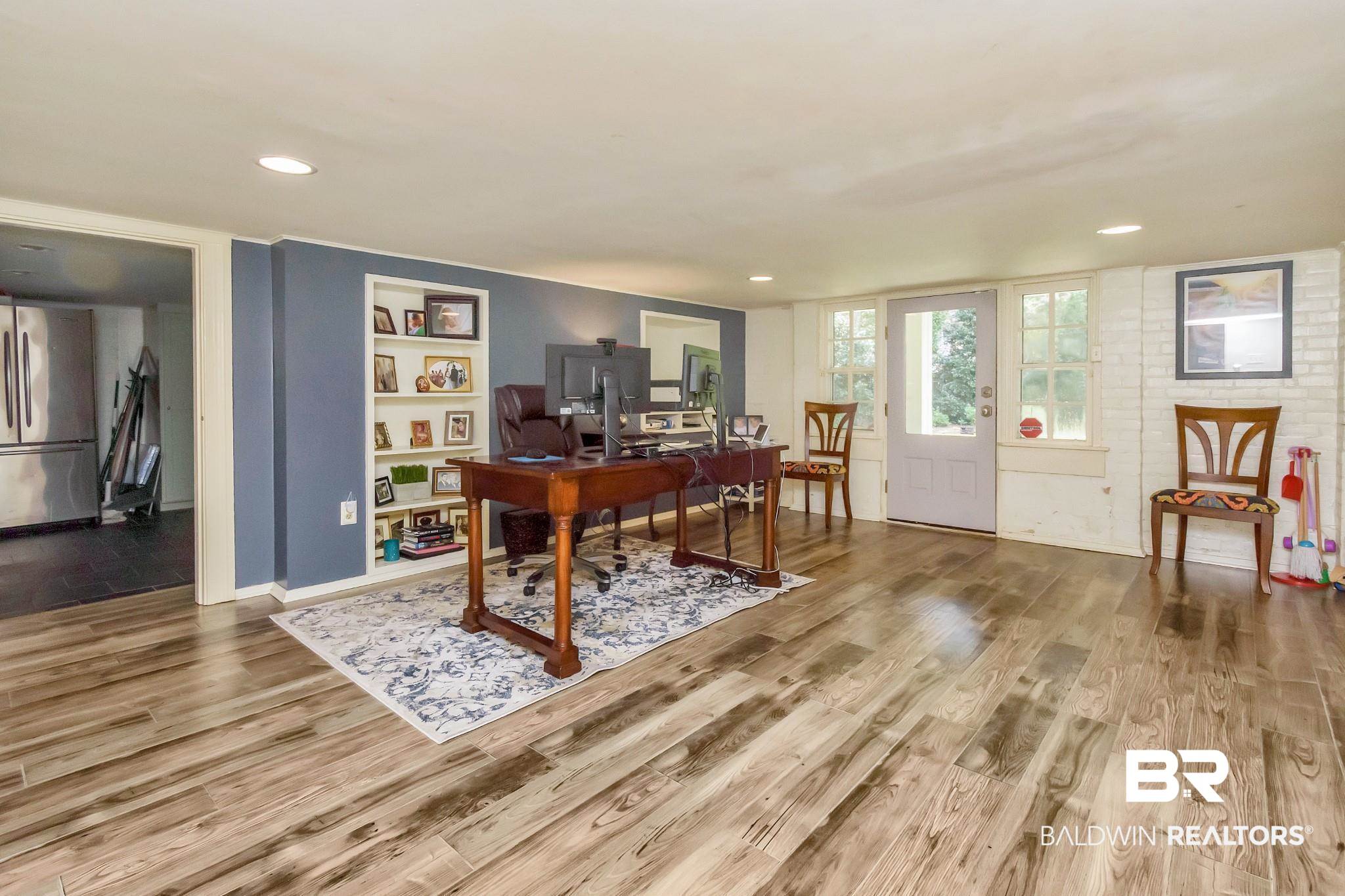 1915 Old Shell Road Mobile, AL 36607 - Photo 30 of 38