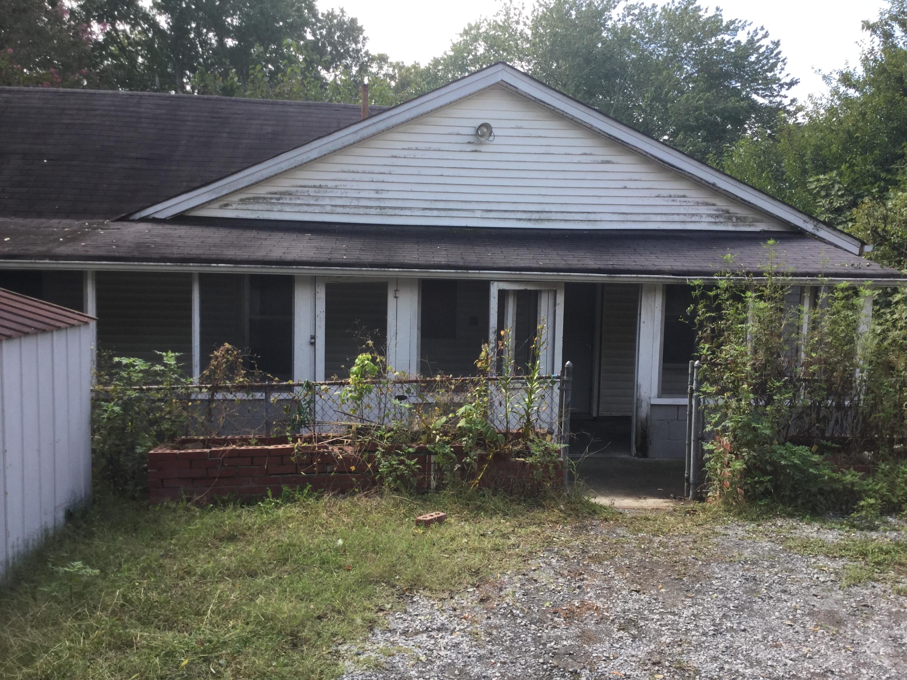 19 Broadway Road Rossville, GA 30741 - Photo 1 of 22 IMG_2847