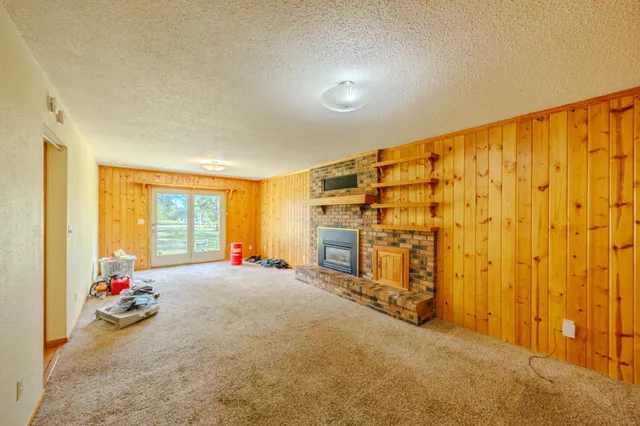 $245,000 | 729 Lake Avenue Southeast, Bemidji, MN 56601