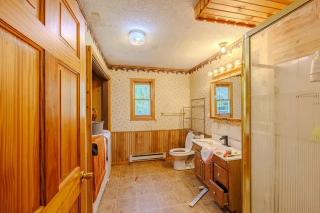 $245,000 | 729 Lake Avenue Southeast, Bemidji, MN 56601