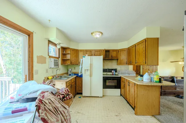 $245,000 | 729 Lake Avenue Southeast, Bemidji, MN 56601