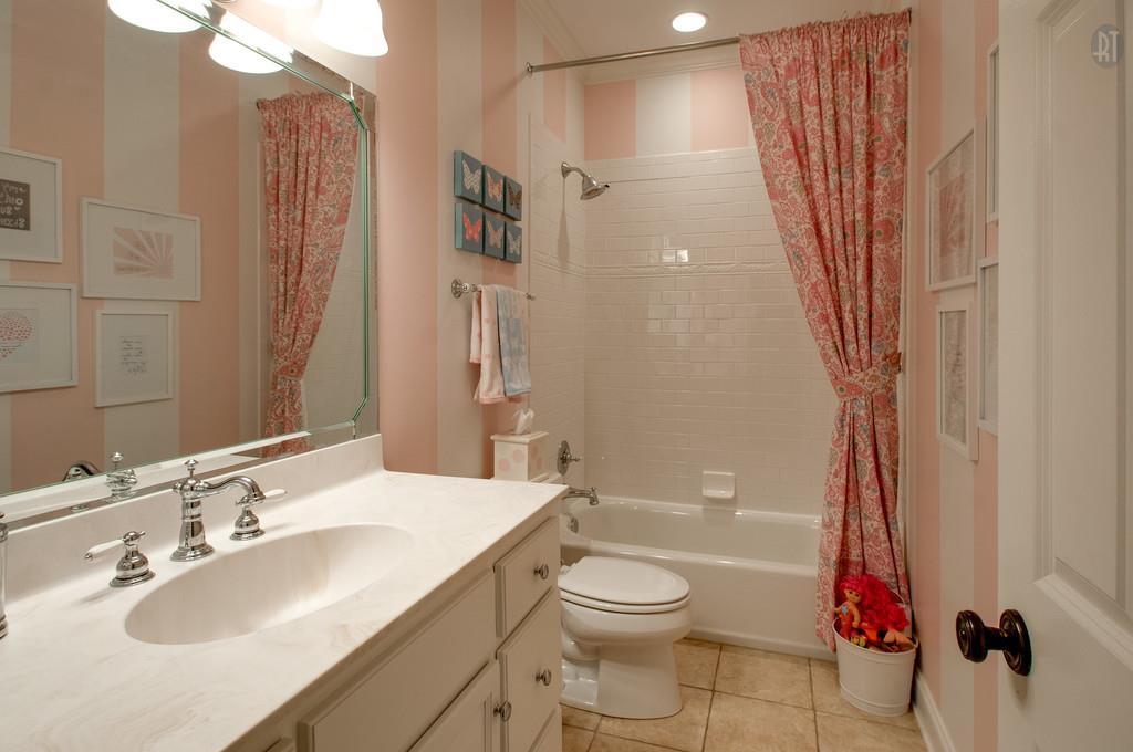 406 Page Road Nashville, TN 37205 - Photo 17 of 22 a bathroom with a sink a toilet and shower