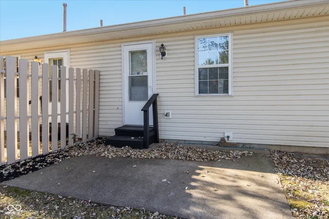 $1,400 | 2099 Galaxy Drive, Franklin, IN 46131