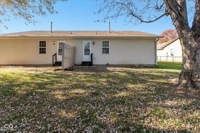 $1,400 | 2099 Galaxy Drive, Franklin, IN 46131