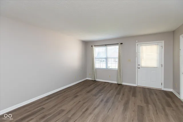 $1,400 | 2099 Galaxy Drive, Franklin, IN 46131