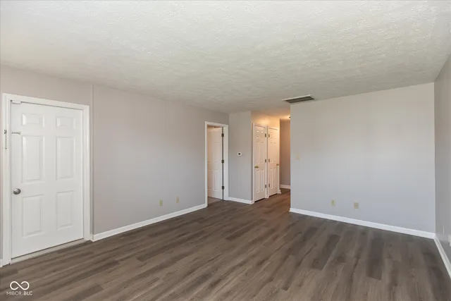 $1,400 | 2099 Galaxy Drive, Franklin, IN 46131