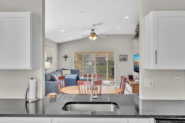 $459,900 | 5104 North La Sedona Circle, Delray Beach, FL 33484