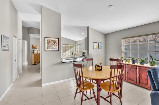 $459,900 | 5104 North La Sedona Circle, Delray Beach, FL 33484