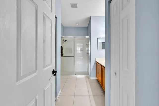 $459,900 | 5104 North La Sedona Circle, Delray Beach, FL 33484