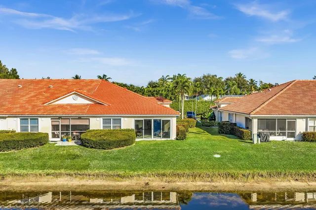 $459,900 | 5104 North La Sedona Circle, Delray Beach, FL 33484