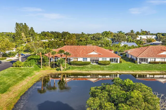 $459,900 | 5104 North La Sedona Circle, Delray Beach, FL 33484