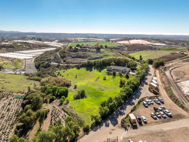 $1,035,000 | 1420 Wilshire Road, Fallbrook, CA 92028