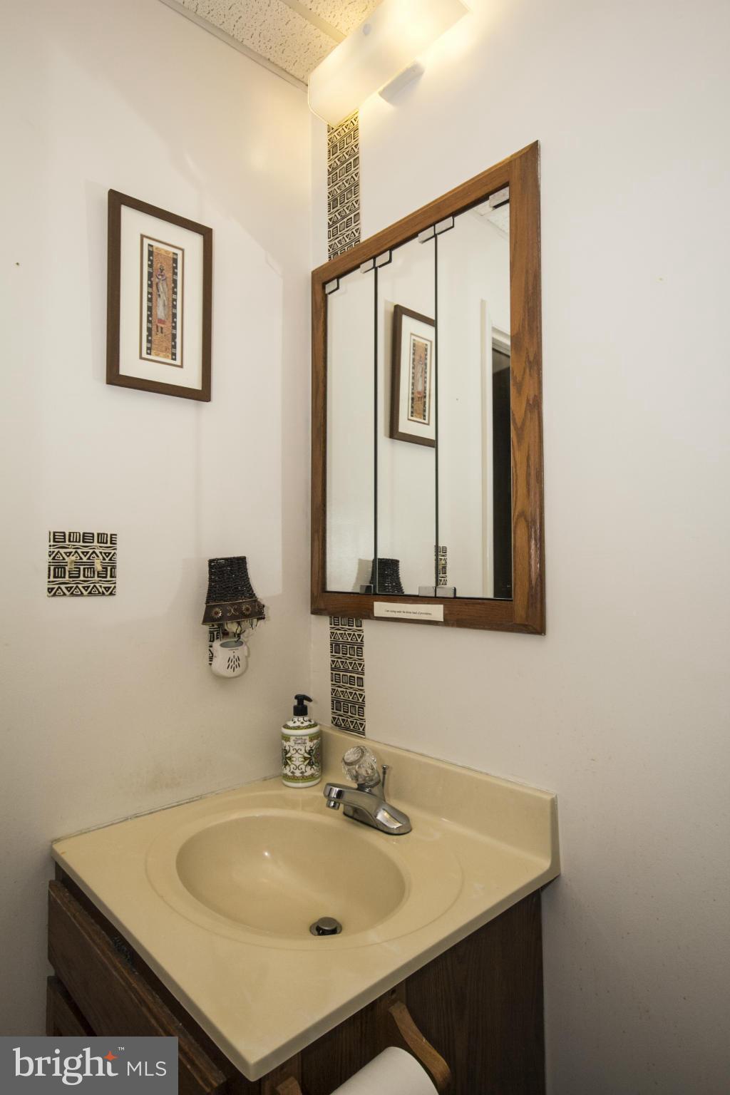 3202 Ripple Road Baltimore, MD 21244 - Photo 21 of 24 Bath