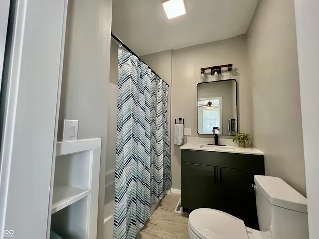 $279,900 | 12871 North County Road 670 East, Hope, IN 47246