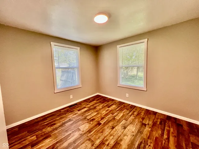 $279,900 | 12871 North County Road 670 East, Hope, IN 47246