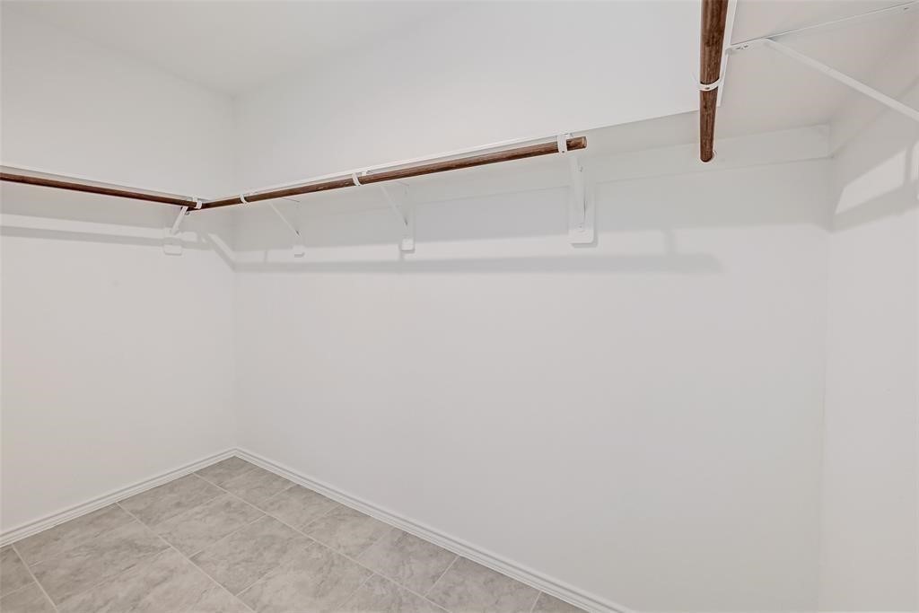 7502 Cynomys Court Rosharon, TX 77583 - Photo 6 of 10 a view of small space