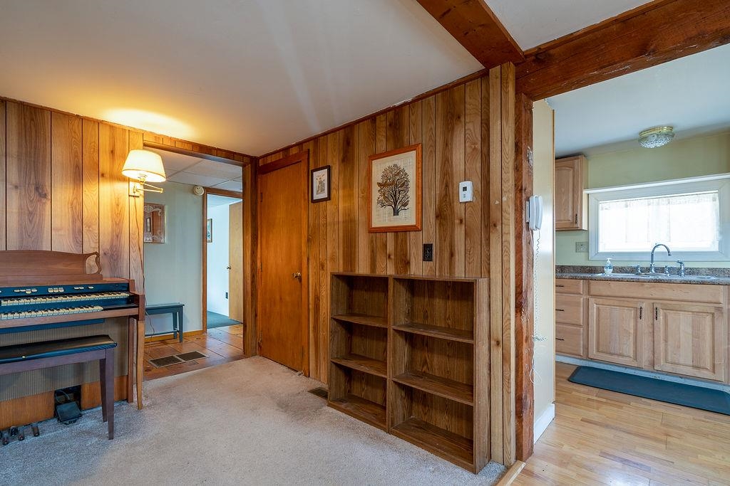 1736 Valley Road Washington, NH 03280 - Photo 12 of 31