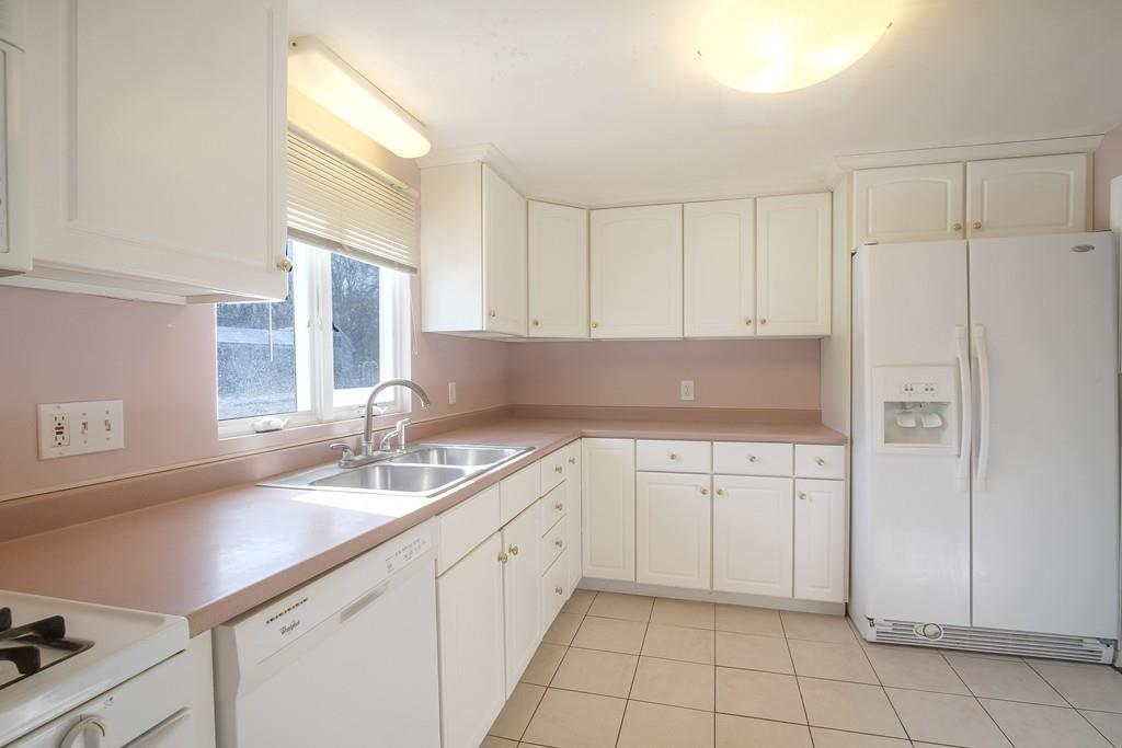 63 Deerfield Road Sharon, MA 02067 - Photo 3 of 14