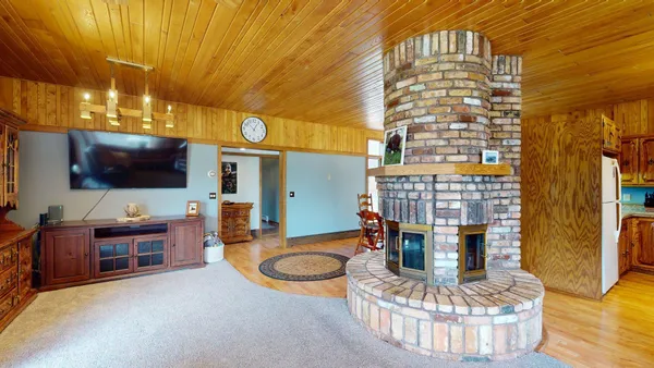 $490,000 | 10597 Highway 23, Orr, MN 55771