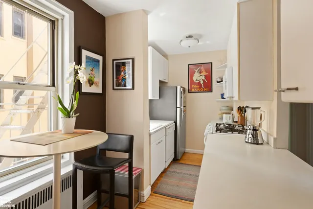 a picture of a wall with a white wall and a painting