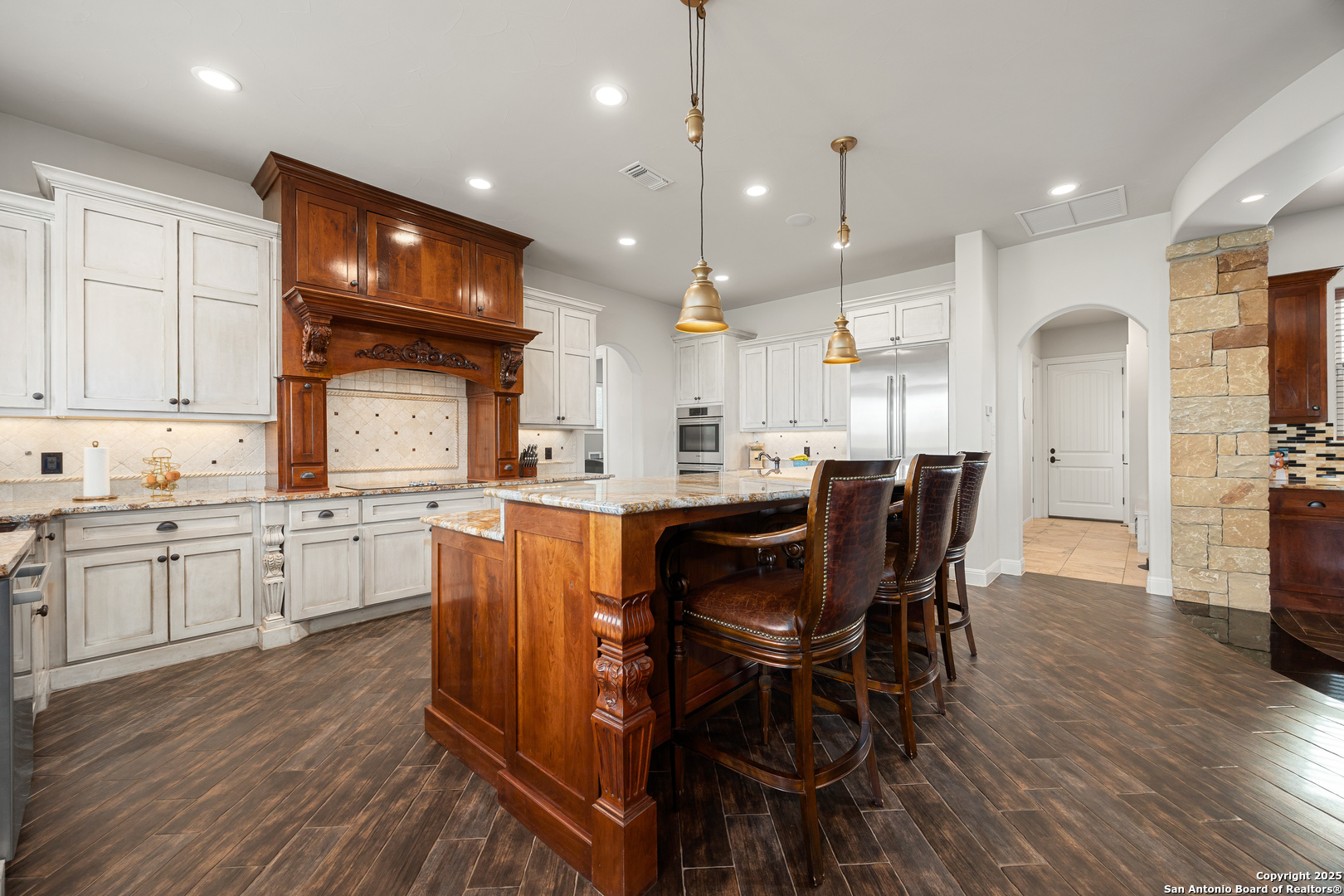 114 Hunters View Circle Boerne, TX 78006 - Photo 13 of 79