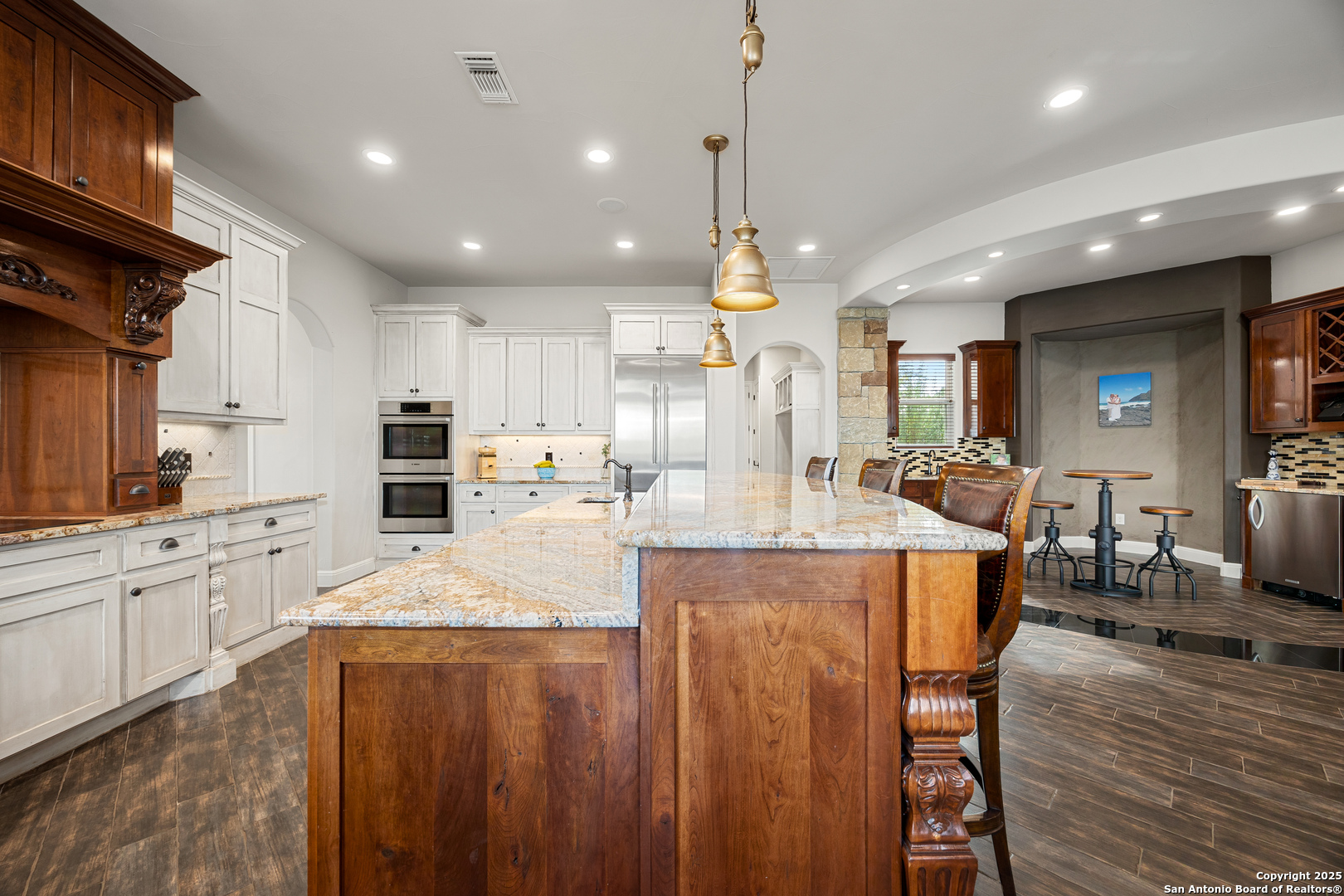 114 Hunters View Circle Boerne, TX 78006 - Photo 17 of 79