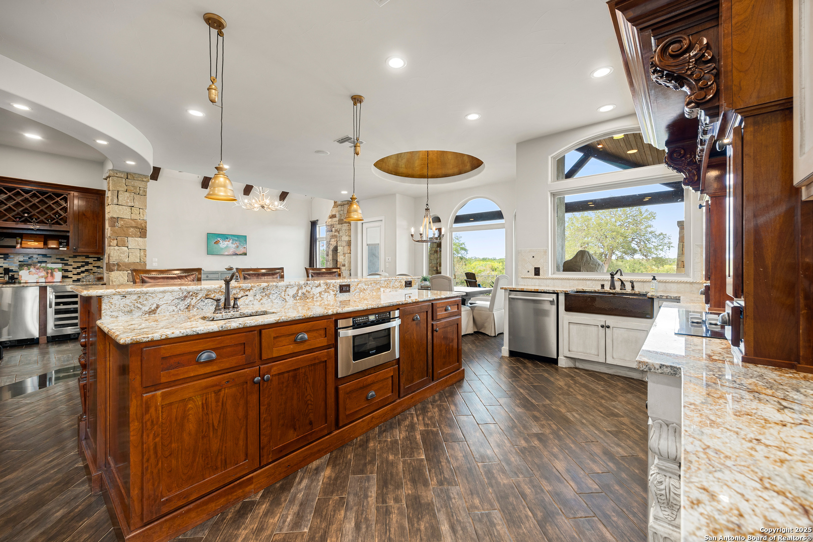 114 Hunters View Circle Boerne, TX 78006 - Photo 18 of 79