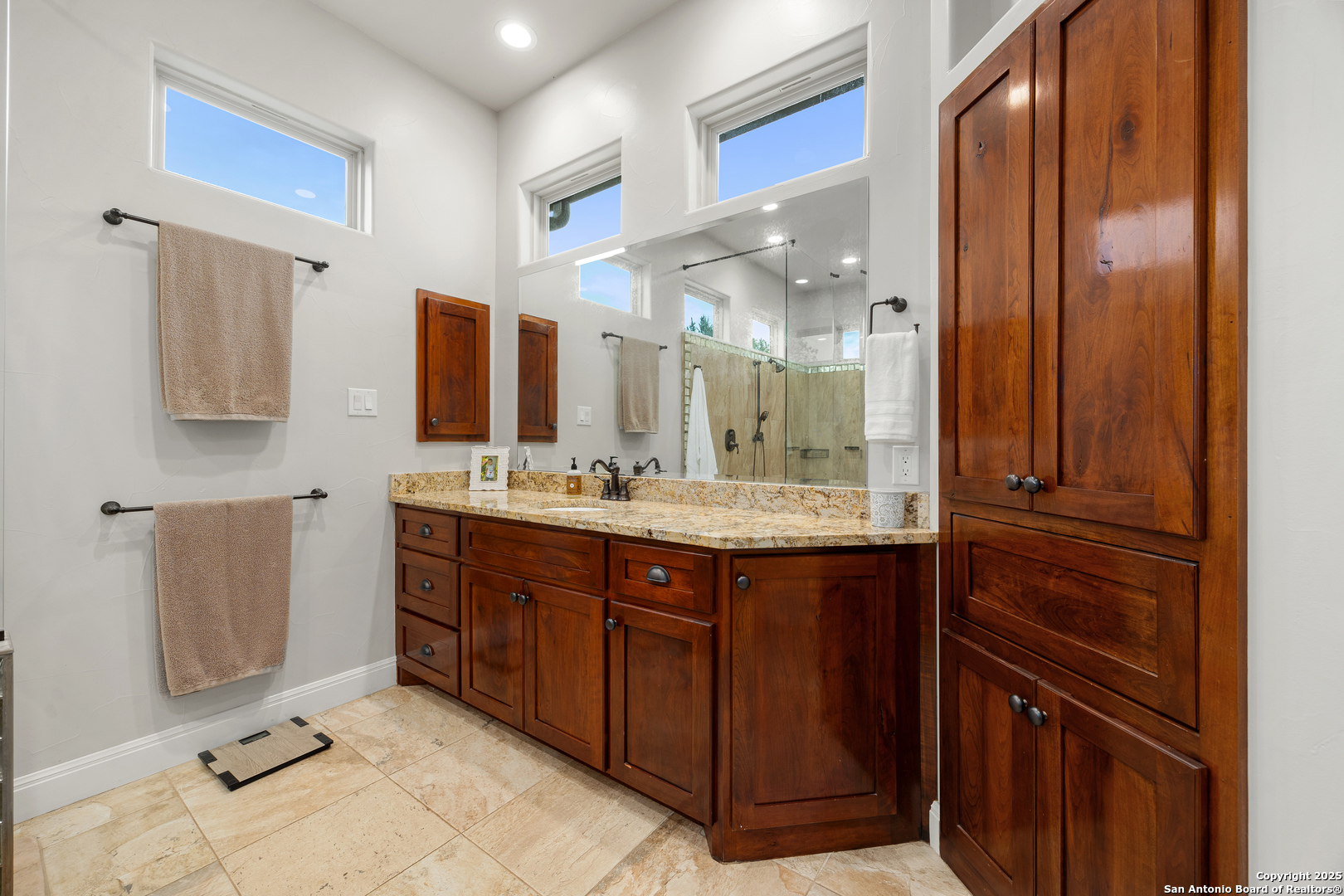 114 Hunters View Circle Boerne, TX 78006 - Photo 34 of 79