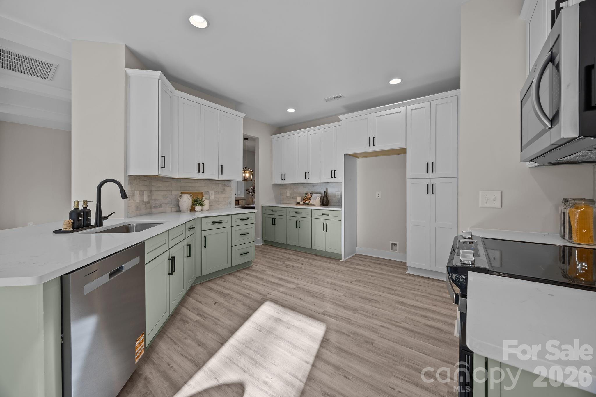 235 Grissom Road Gastonia, NC 28052 - Photo 6 of 36